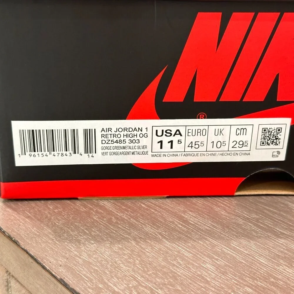 AIR JORDAN 1 RETRO HIGH OG DZ5485 303 GORGE GREEN/METALLIC SILVER VERT GORGE/ARG